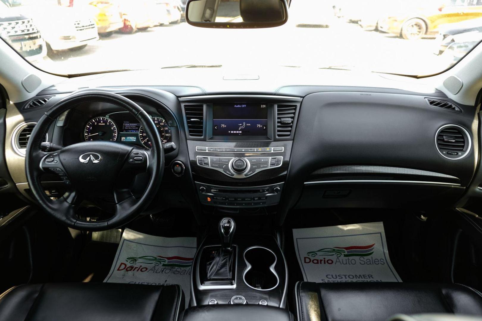 2019 GRAY Infiniti QX60 PURE (5N1DL0MN8KC) with an 3.5L V6 DOHC 24V engine, Continuously Variable Transmission transmission, located at 2401 E Main St., Grand Prairie, TX, 75050, (972) 262-4440, 32.748981, -96.969643 - Photo#12