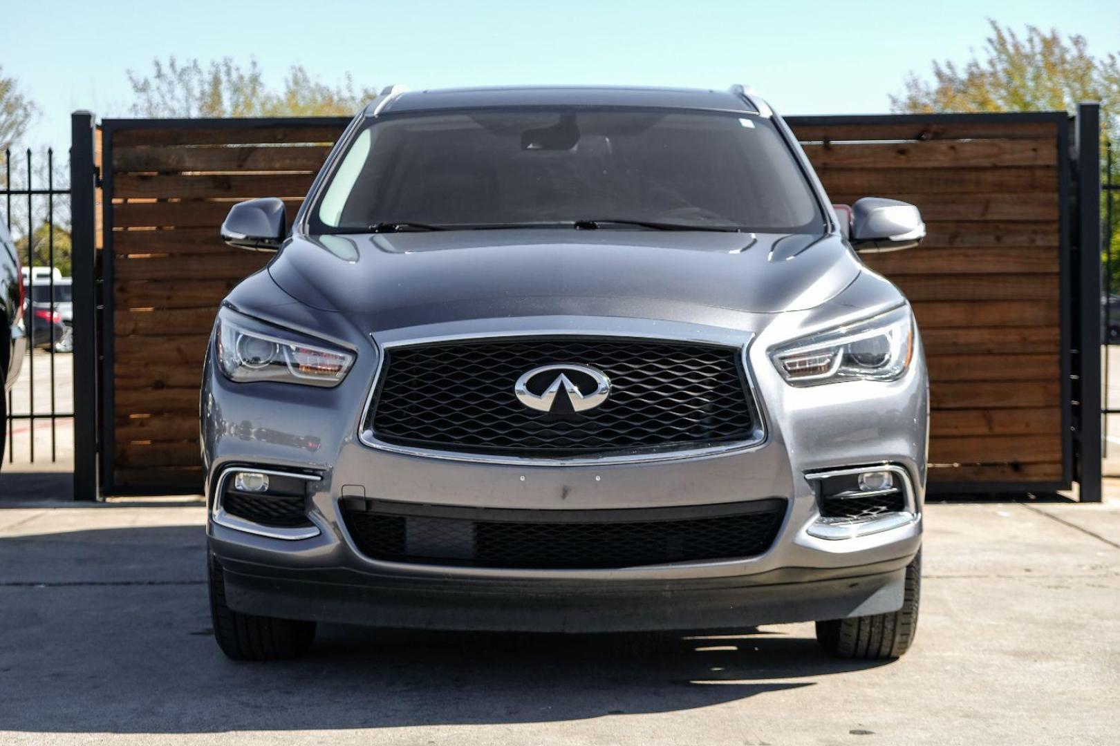 2019 GRAY Infiniti QX60 PURE (5N1DL0MN8KC) with an 3.5L V6 DOHC 24V engine, Continuously Variable Transmission transmission, located at 2401 E Main St., Grand Prairie, TX, 75050, (972) 262-4440, 32.748981, -96.969643 - Photo#2