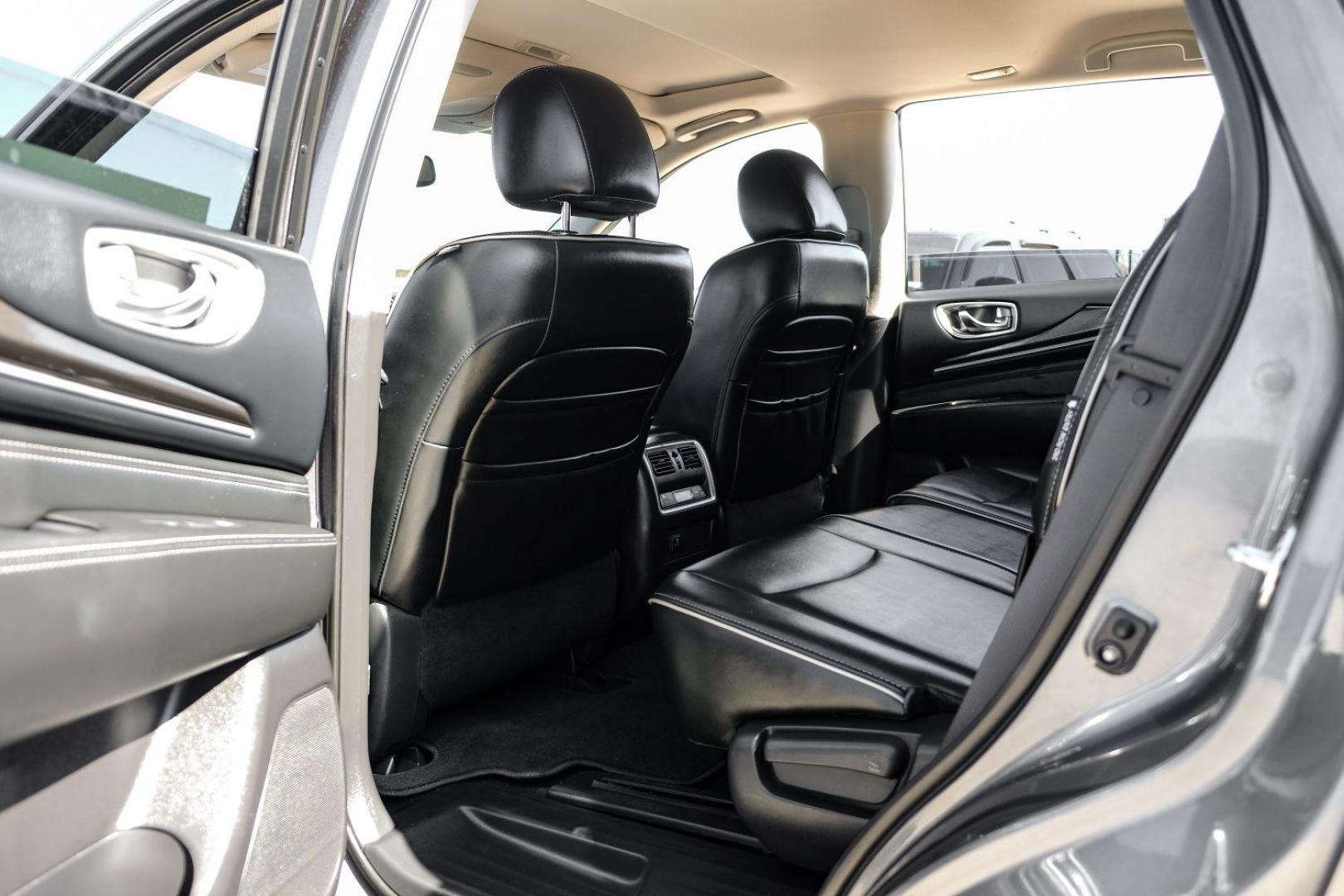 2019 GRAY Infiniti QX60 PURE (5N1DL0MN8KC) with an 3.5L V6 DOHC 24V engine, Continuously Variable Transmission transmission, located at 2401 E Main St., Grand Prairie, TX, 75050, (972) 262-4440, 32.748981, -96.969643 - Photo#32