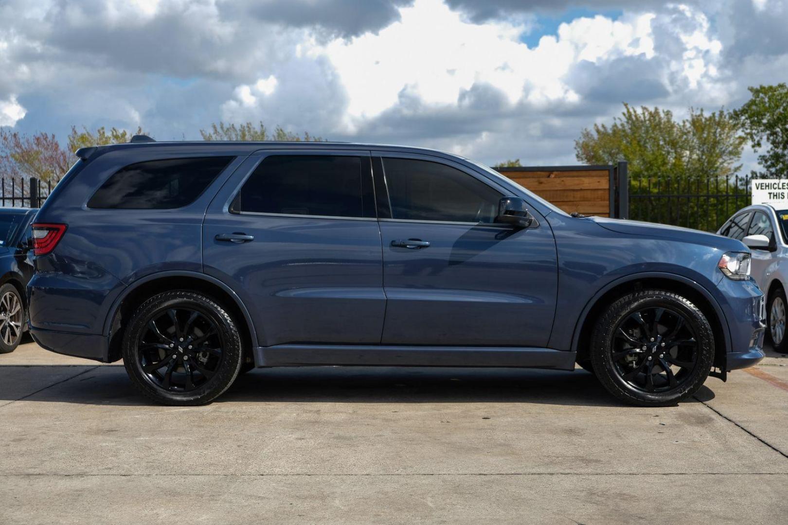 2019 BLUE Dodge Durango GT 2WD (1C4RDHDG3KC) with an 3.6L V6 DOHC 24V engine, 8-Speed Automatic transmission, located at 2401 E Main St., Grand Prairie, TX, 75050, (972) 262-4440, 32.748981, -96.969643 - Photo#3