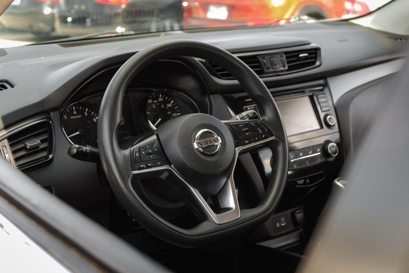 2019 Silver Nissan Rogue Sport S AWD (JN1BJ1CR6KW) with an 2.0L L4 DOHC 16V engine, Continuously Variable Transmission transmission, located at 2401 E Main St., Grand Prairie, TX, 75050, (972) 262-4440, 32.748981, -96.969643 - Photo#14