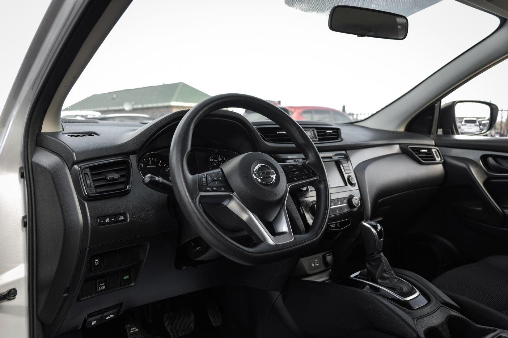 2019 Silver Nissan Rogue Sport S AWD (JN1BJ1CR6KW) with an 2.0L L4 DOHC 16V engine, Continuously Variable Transmission transmission, located at 2401 E Main St., Grand Prairie, TX, 75050, (972) 262-4440, 32.748981, -96.969643 - Photo#15