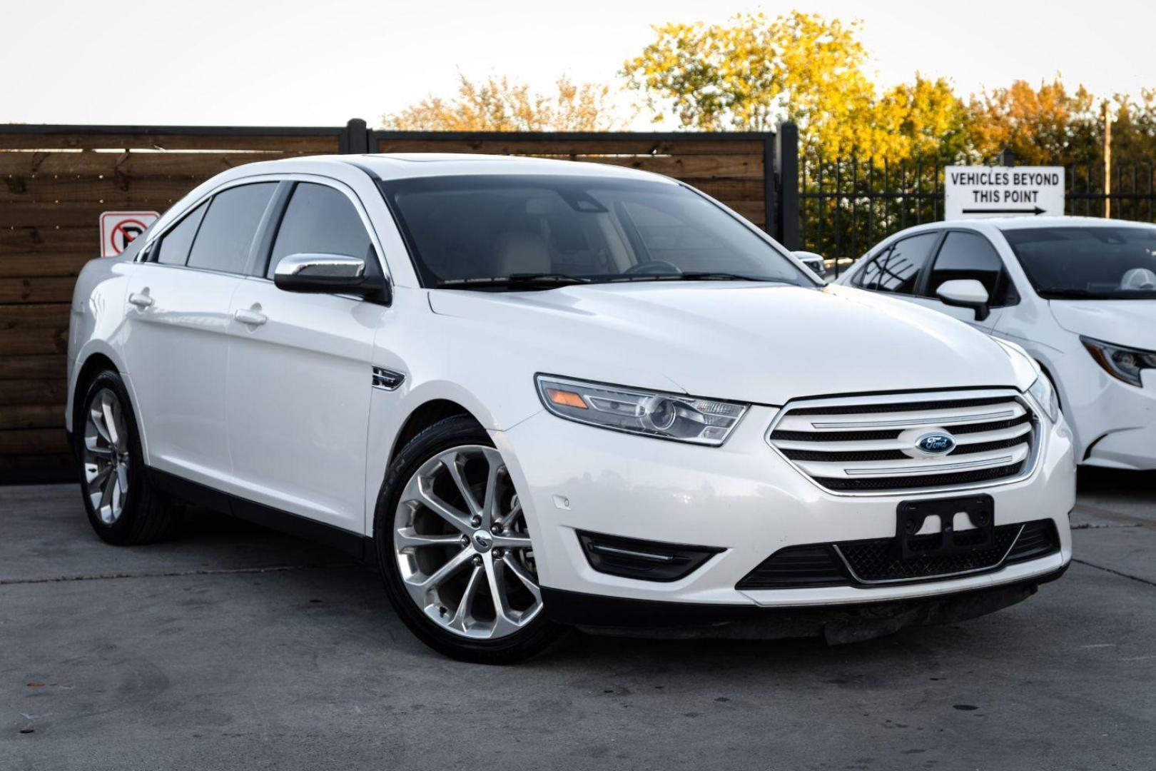 2013 WHITE Ford Taurus Limited FWD (1FAHP2F97DG) with an 2.0L L4 DOHC 16V engine, 6-Speed Automatic transmission, located at 2401 E Main St., Grand Prairie, TX, 75050, (972) 262-4440, 32.748981, -96.969643 - Photo#3