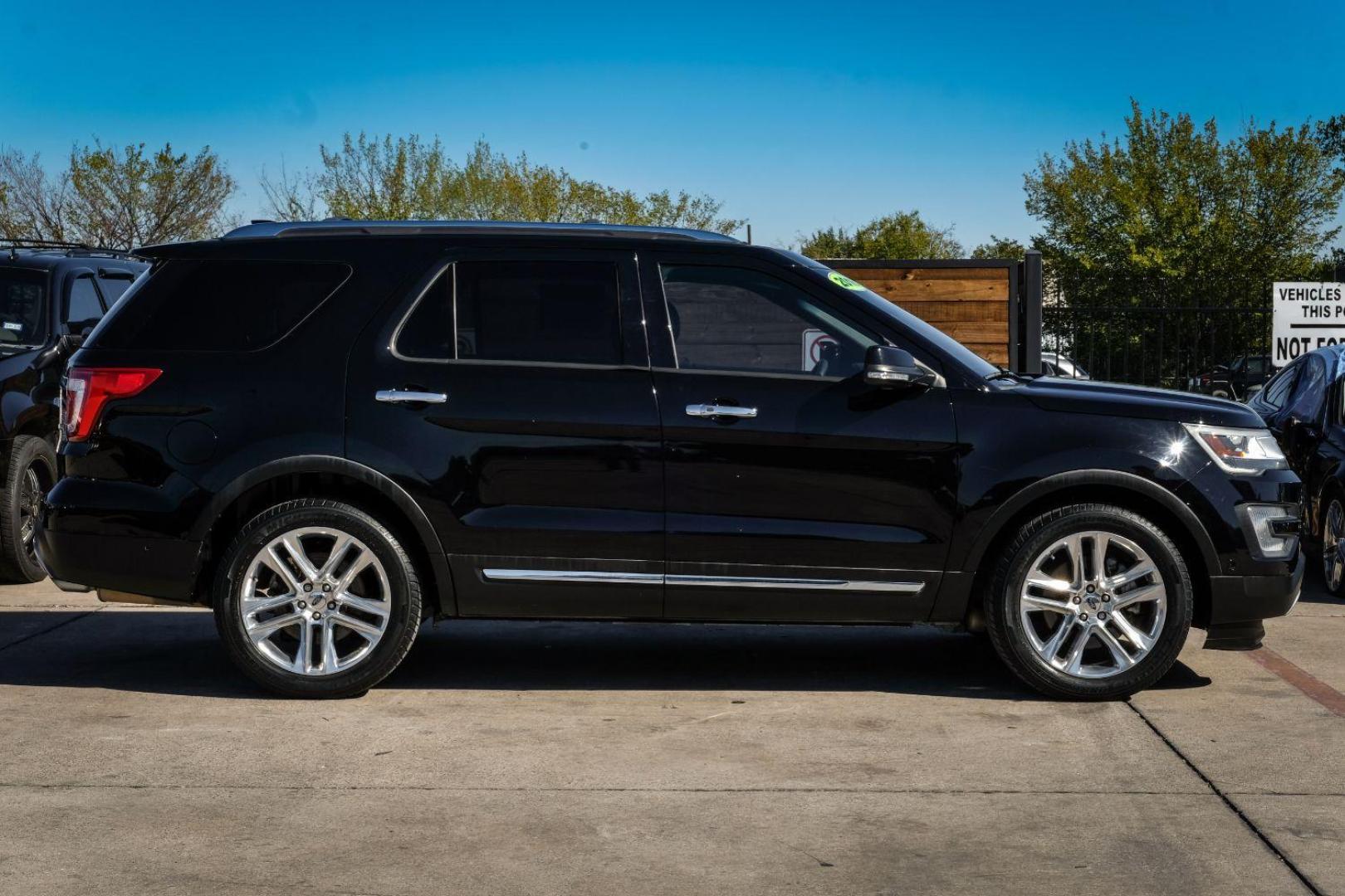 2016 BLACK Ford Explorer Limited FWD (1FM5K7FH8GG) with an 2.3L L4 DOHC 16V engine, 6-Speed Automatic transmission, located at 2401 E Main St., Grand Prairie, TX, 75050, (972) 262-4440, 32.748981, -96.969643 - Photo#4