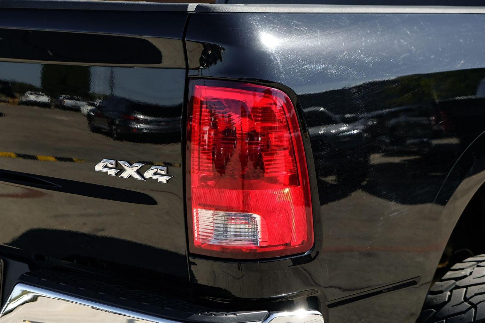 2014 BLACK RAM 1500 SLT Crew Cab SWB 4WD (1C6RR7LT0ES) with an 5.7L V8 OHV 16V engine, 8-Speed Automatic transmission, located at 2401 E Main St., Grand Prairie, TX, 75050, (972) 262-4440, 32.748981, -96.969643 - Photo#41