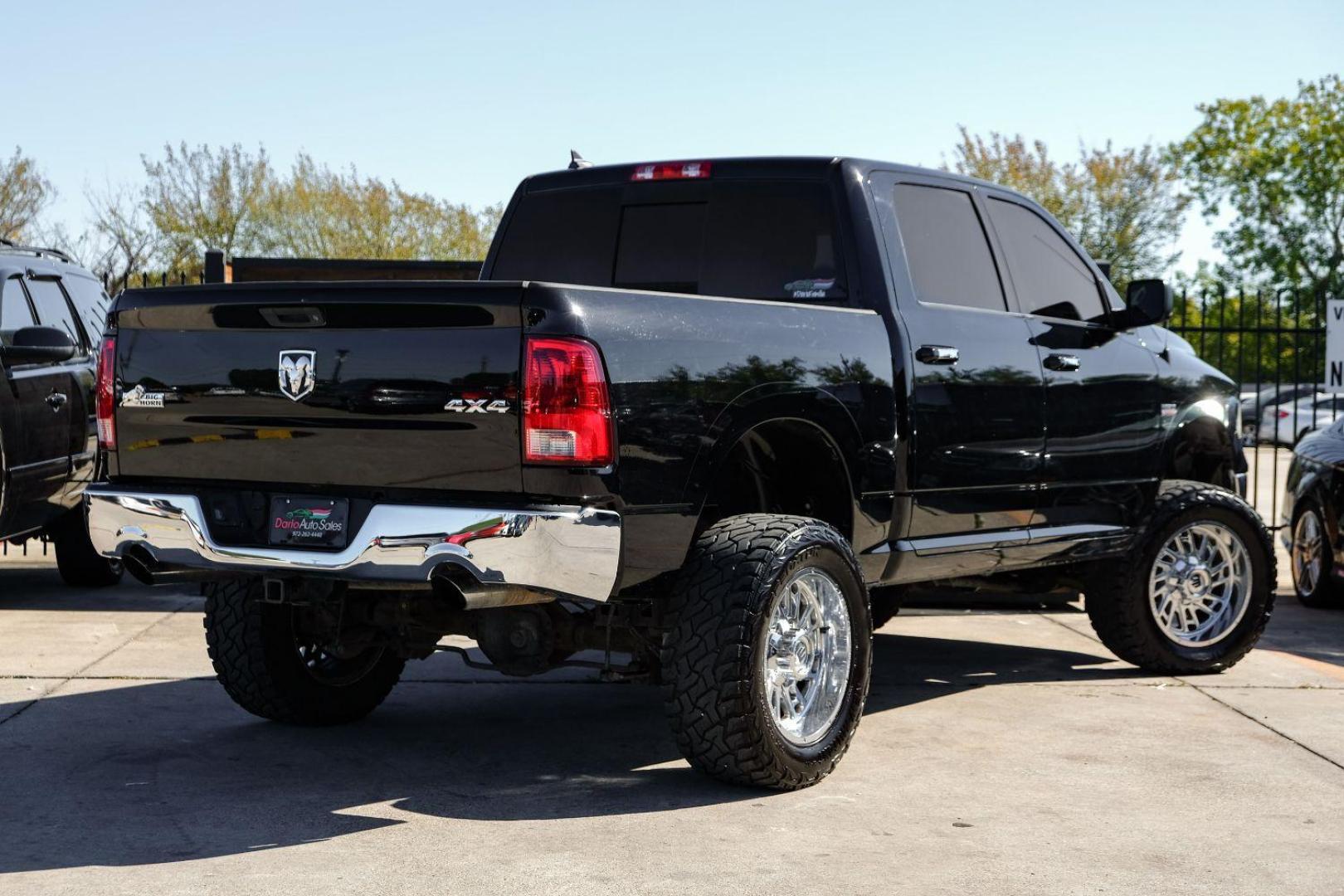 2014 BLACK RAM 1500 SLT Crew Cab SWB 4WD (1C6RR7LT0ES) with an 5.7L V8 OHV 16V engine, 8-Speed Automatic transmission, located at 2401 E Main St., Grand Prairie, TX, 75050, (972) 262-4440, 32.748981, -96.969643 - Photo#5