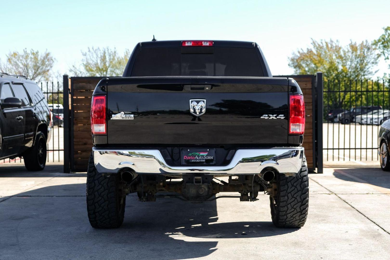 2014 BLACK RAM 1500 SLT Crew Cab SWB 4WD (1C6RR7LT0ES) with an 5.7L V8 OHV 16V engine, 8-Speed Automatic transmission, located at 2401 E Main St., Grand Prairie, TX, 75050, (972) 262-4440, 32.748981, -96.969643 - Photo#6