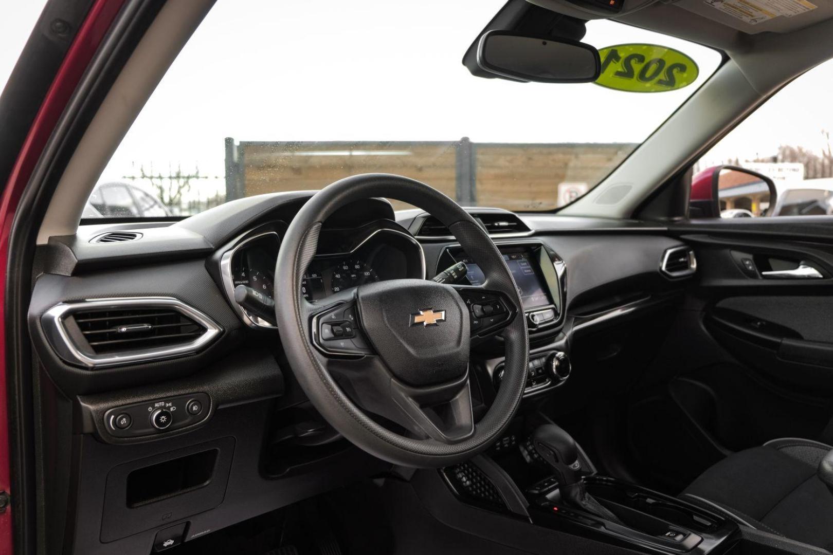 2021 RED Chevrolet Trailblazer LT (KL79MPSL0MB) with an 1.3L L3 DOHC 12V engine, 9-Speed Automatic transmission, located at 2401 E Main St., Grand Prairie, TX, 75050, (972) 262-4440, 32.748981, -96.969643 - Photo#15