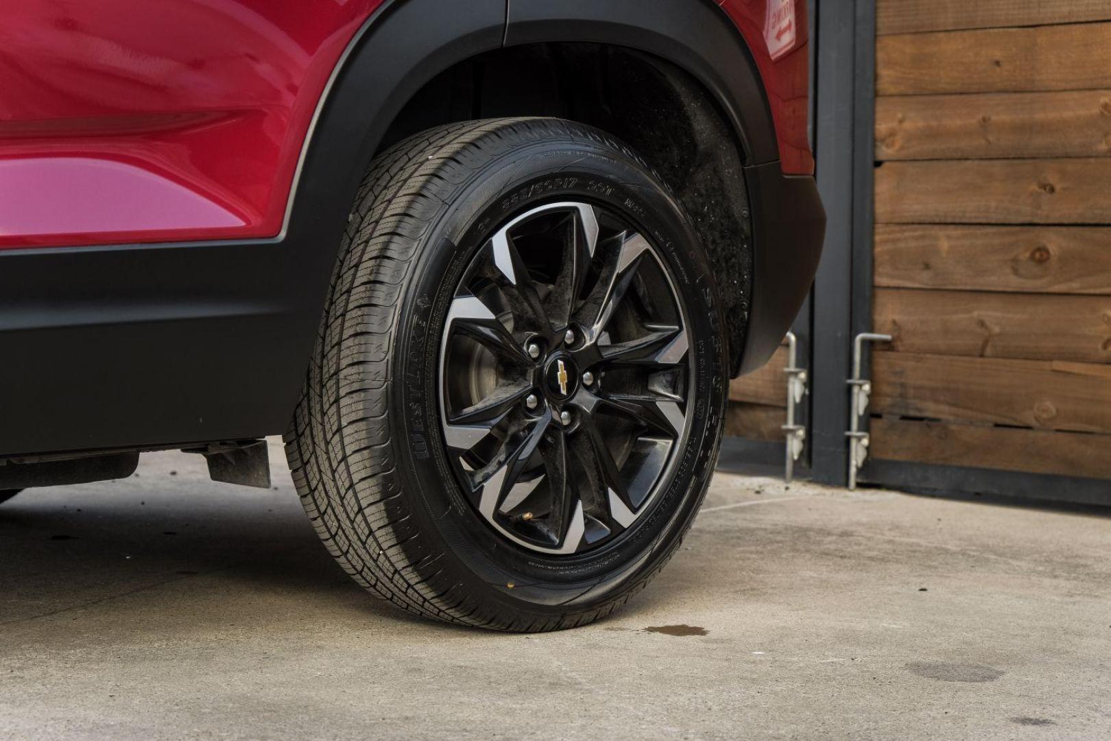 2021 RED Chevrolet Trailblazer LT (KL79MPSL0MB) with an 1.3L L3 DOHC 12V engine, 9-Speed Automatic transmission, located at 2401 E Main St., Grand Prairie, TX, 75050, (972) 262-4440, 32.748981, -96.969643 - Photo#52