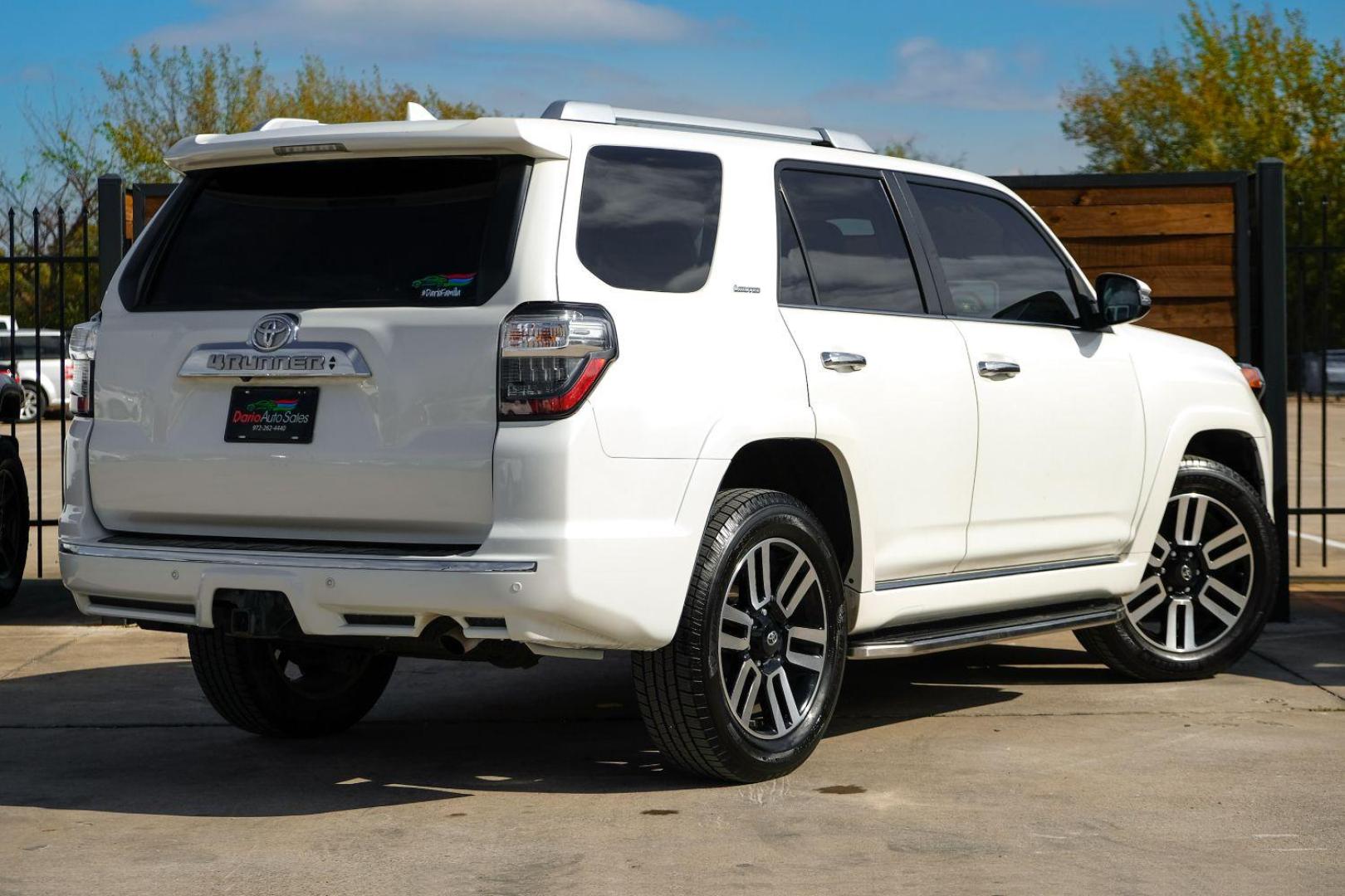 2016 WHITE Toyota 4Runner SR5 2WD (JTEZU5JR9G5) with an 4.0L V6 DOHC 24V engine, 5-Speed Automatic transmission, located at 2401 E Main St., Grand Prairie, TX, 75050, (972) 262-4440, 32.748981, -96.969643 - Photo#5