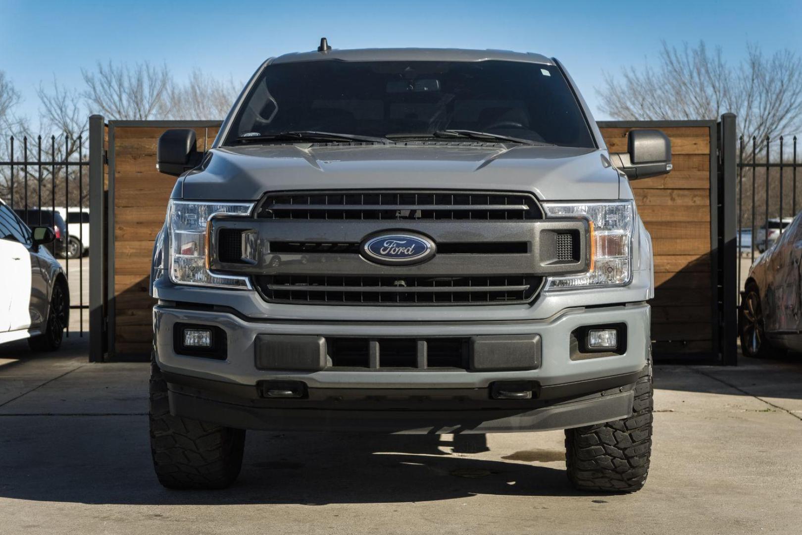 2019 Gray Ford F-150 XLT SuperCrew 6.5-ft. Bed 4WD (1FTFW1E43KK) with an 3.5L V6 DOHC 24V engine, 6-Speed Automatic transmission, located at 2401 E Main St., Grand Prairie, TX, 75050, (972) 262-4440, 32.748981, -96.969643 - Photo#2