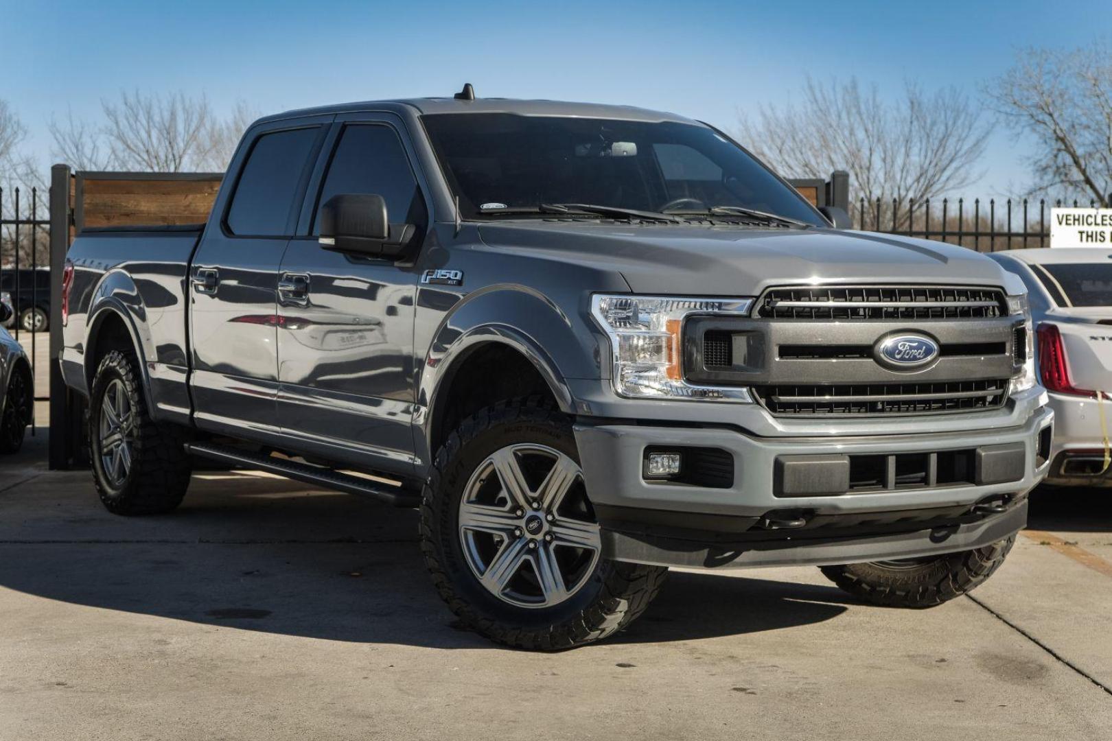 2019 Gray Ford F-150 XLT SuperCrew 6.5-ft. Bed 4WD (1FTFW1E43KK) with an 3.5L V6 DOHC 24V engine, 6-Speed Automatic transmission, located at 2401 E Main St., Grand Prairie, TX, 75050, (972) 262-4440, 32.748981, -96.969643 - Photo#3