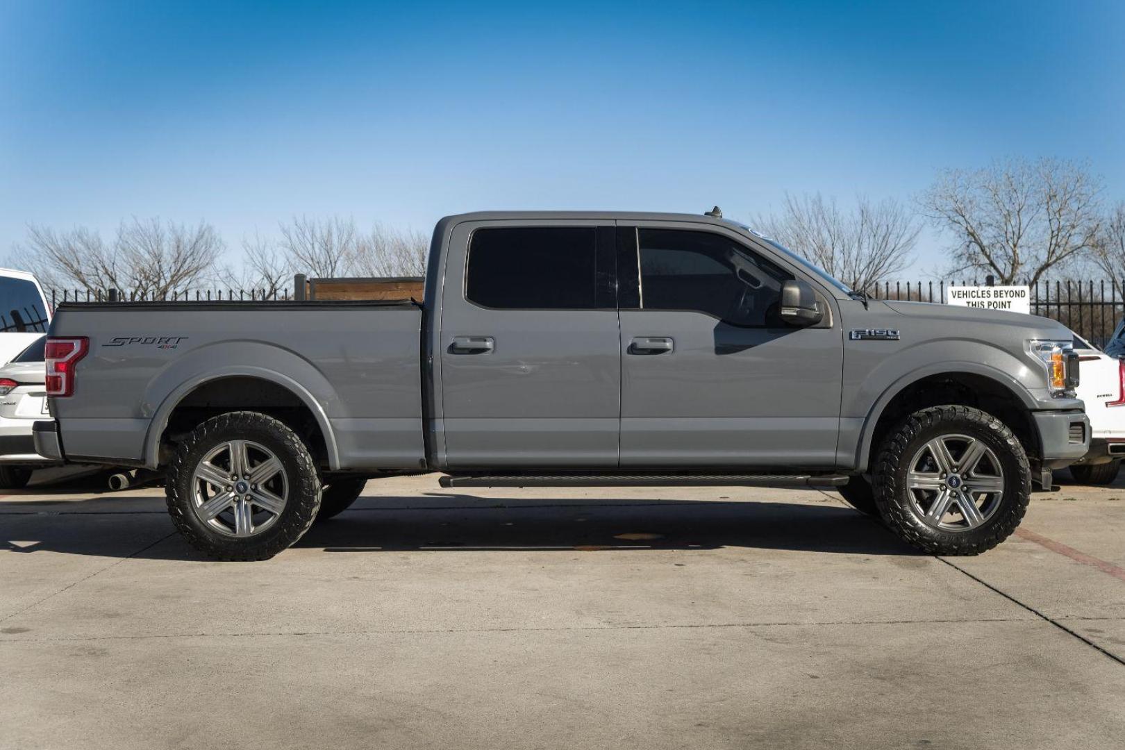 2019 Gray Ford F-150 XLT SuperCrew 6.5-ft. Bed 4WD (1FTFW1E43KK) with an 3.5L V6 DOHC 24V engine, 6-Speed Automatic transmission, located at 2401 E Main St., Grand Prairie, TX, 75050, (972) 262-4440, 32.748981, -96.969643 - Photo#4