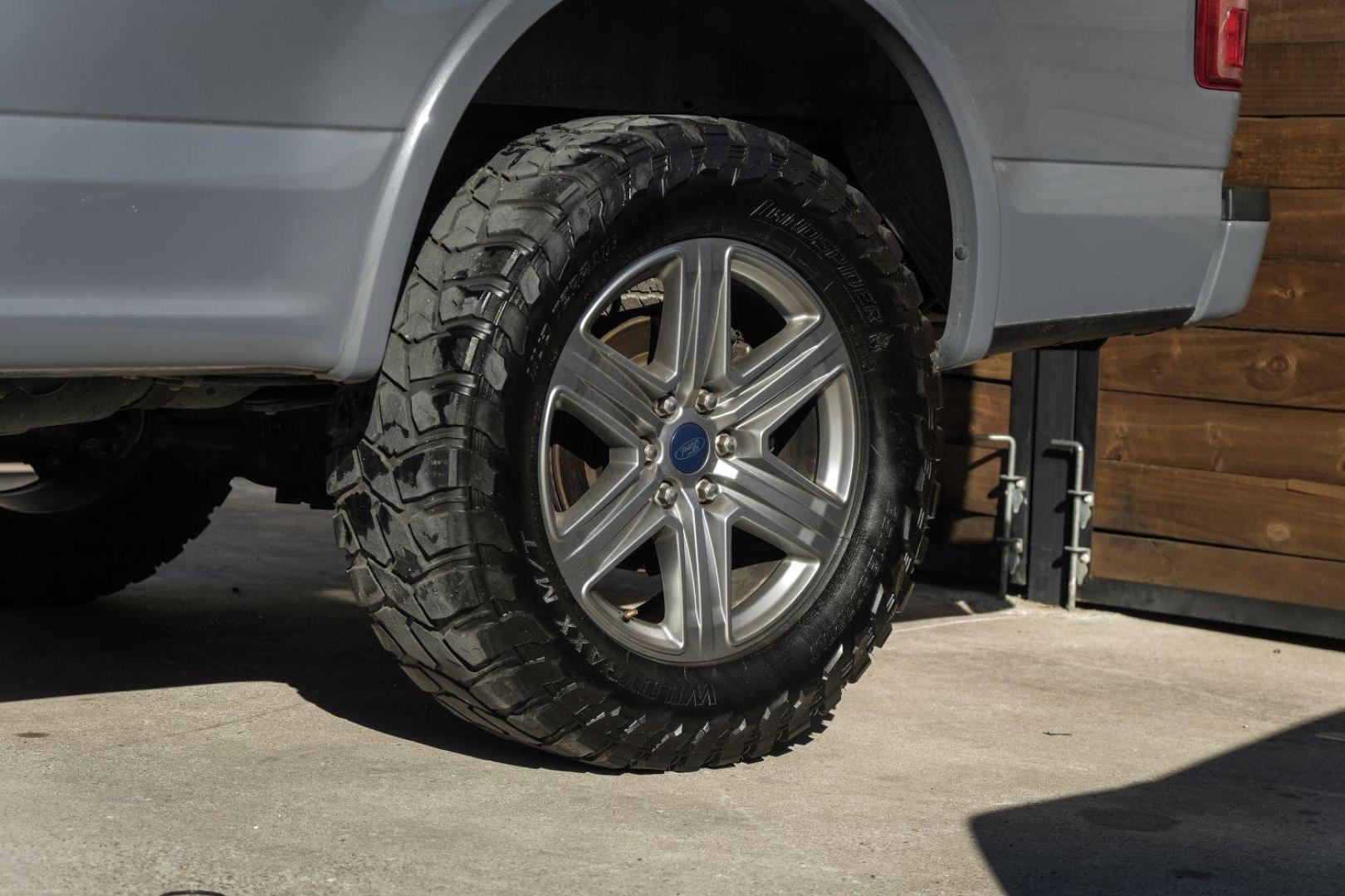 2019 Gray Ford F-150 XLT SuperCrew 6.5-ft. Bed 4WD (1FTFW1E43KK) with an 3.5L V6 DOHC 24V engine, 6-Speed Automatic transmission, located at 2401 E Main St., Grand Prairie, TX, 75050, (972) 262-4440, 32.748981, -96.969643 - Photo#51