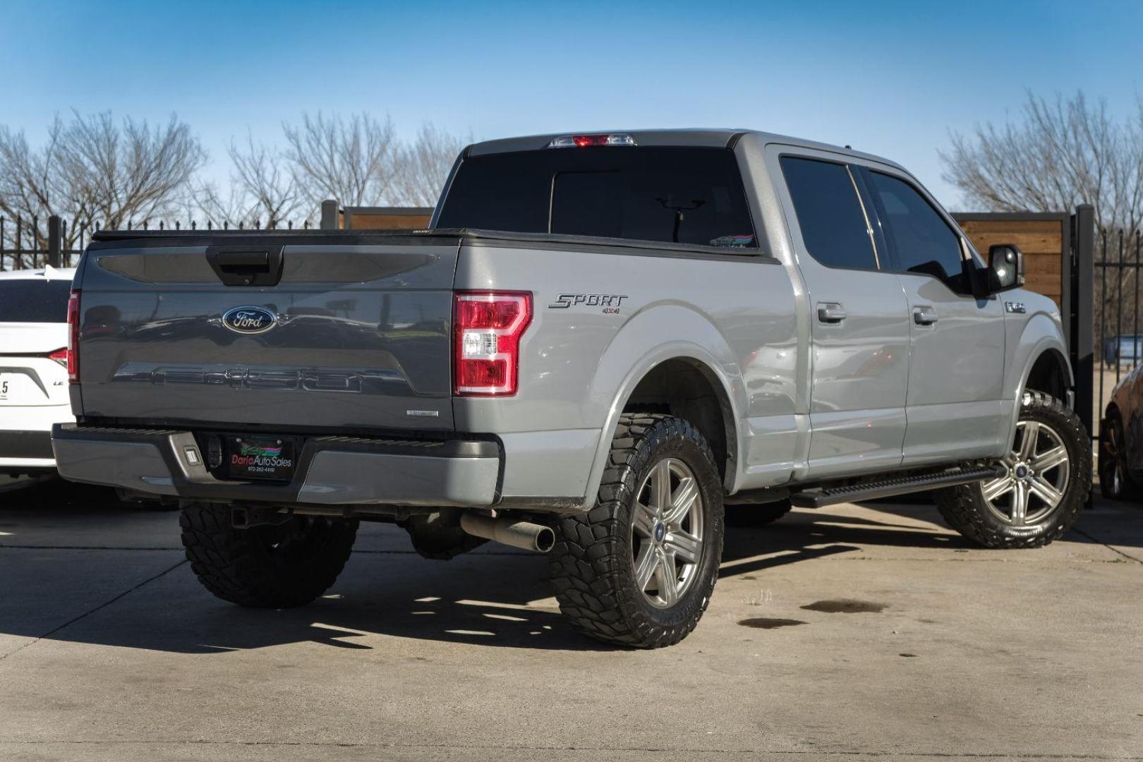 2019 Gray Ford F-150 XLT SuperCrew 6.5-ft. Bed 4WD (1FTFW1E43KK) with an 3.5L V6 DOHC 24V engine, 6-Speed Automatic transmission, located at 2401 E Main St., Grand Prairie, TX, 75050, (972) 262-4440, 32.748981, -96.969643 - Photo#5