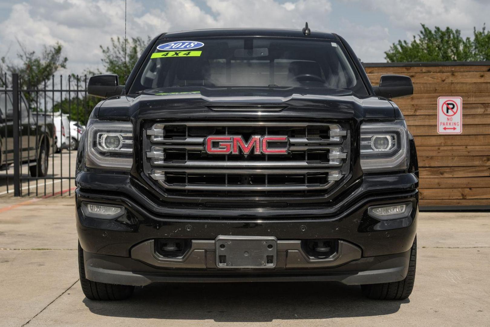 2018 BLACK GMC Sierra 1500 SLT Crew Cab Short B (3GTU2NEJ6JG) with an 6.2L V8 OHV 16V engine, 6-Speed Automatic transmission, located at 2401 E Main St., Grand Prairie, TX, 75050, (972) 262-4440, 32.748981, -96.969643 - Photo#2