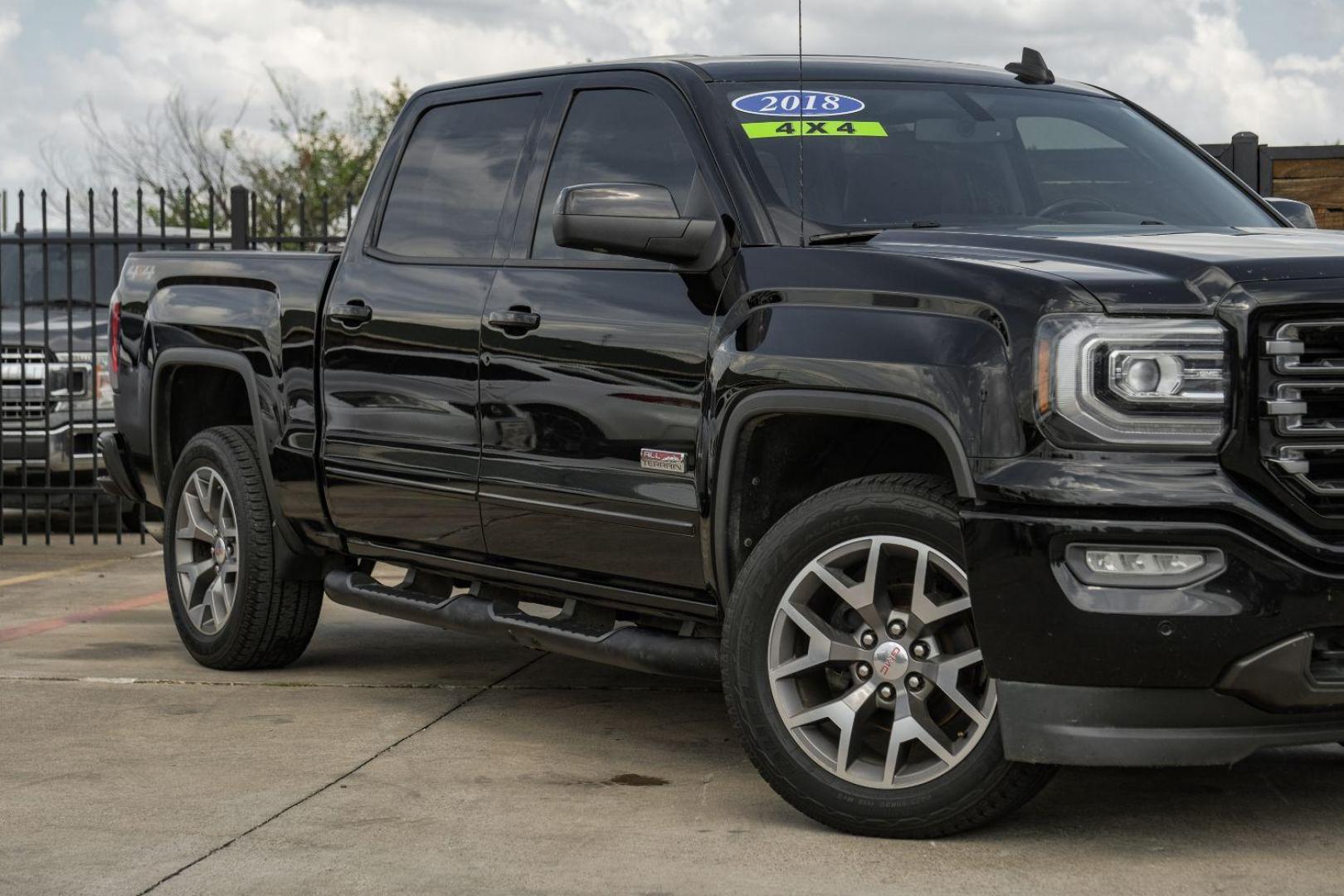 2018 BLACK GMC Sierra 1500 SLT Crew Cab Short B (3GTU2NEJ6JG) with an 6.2L V8 OHV 16V engine, 6-Speed Automatic transmission, located at 2401 E Main St., Grand Prairie, TX, 75050, (972) 262-4440, 32.748981, -96.969643 - Photo#4