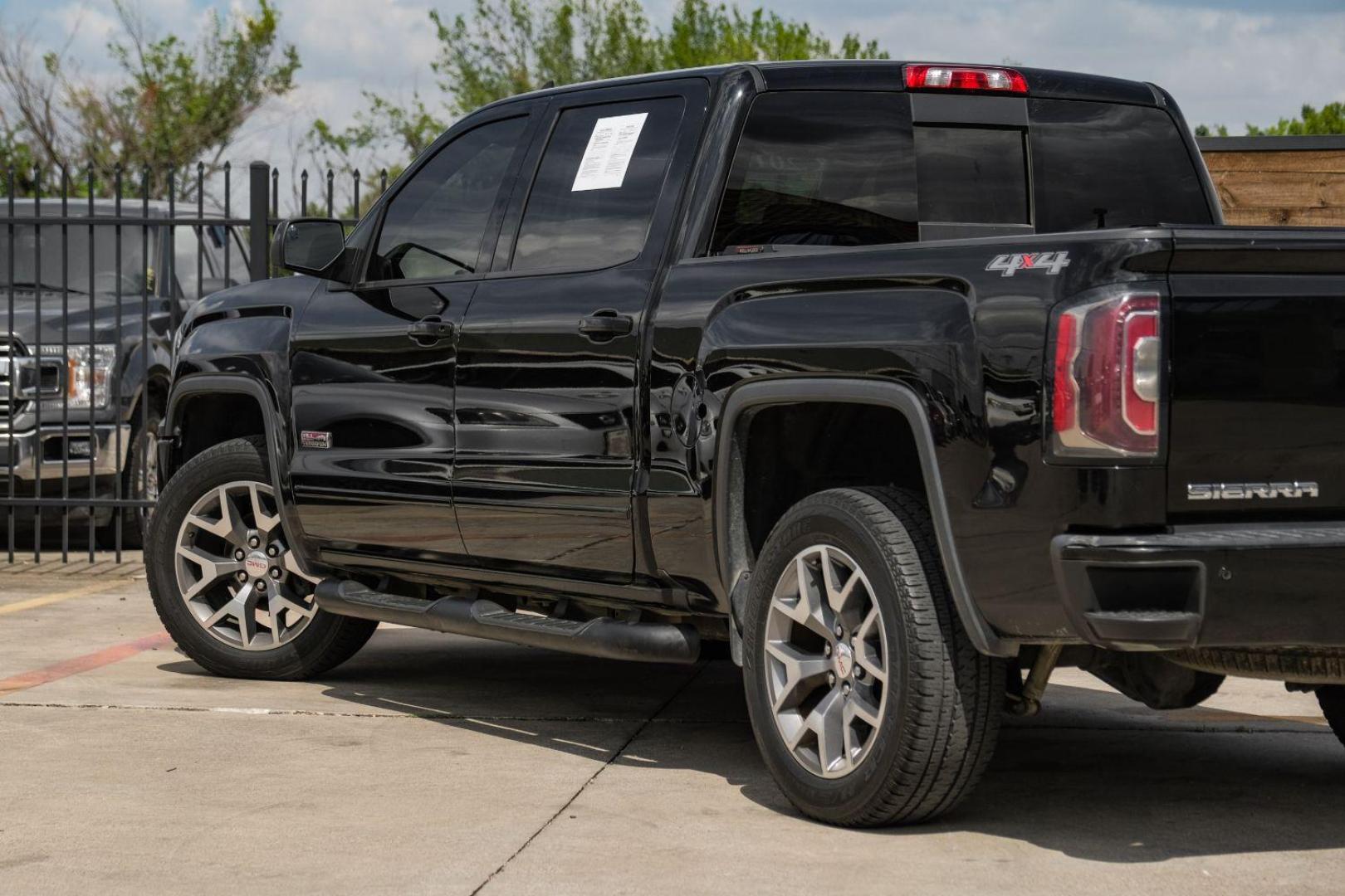 2018 BLACK GMC Sierra 1500 SLT Crew Cab Short B (3GTU2NEJ6JG) with an 6.2L V8 OHV 16V engine, 6-Speed Automatic transmission, located at 2401 E Main St., Grand Prairie, TX, 75050, (972) 262-4440, 32.748981, -96.969643 - Photo#8