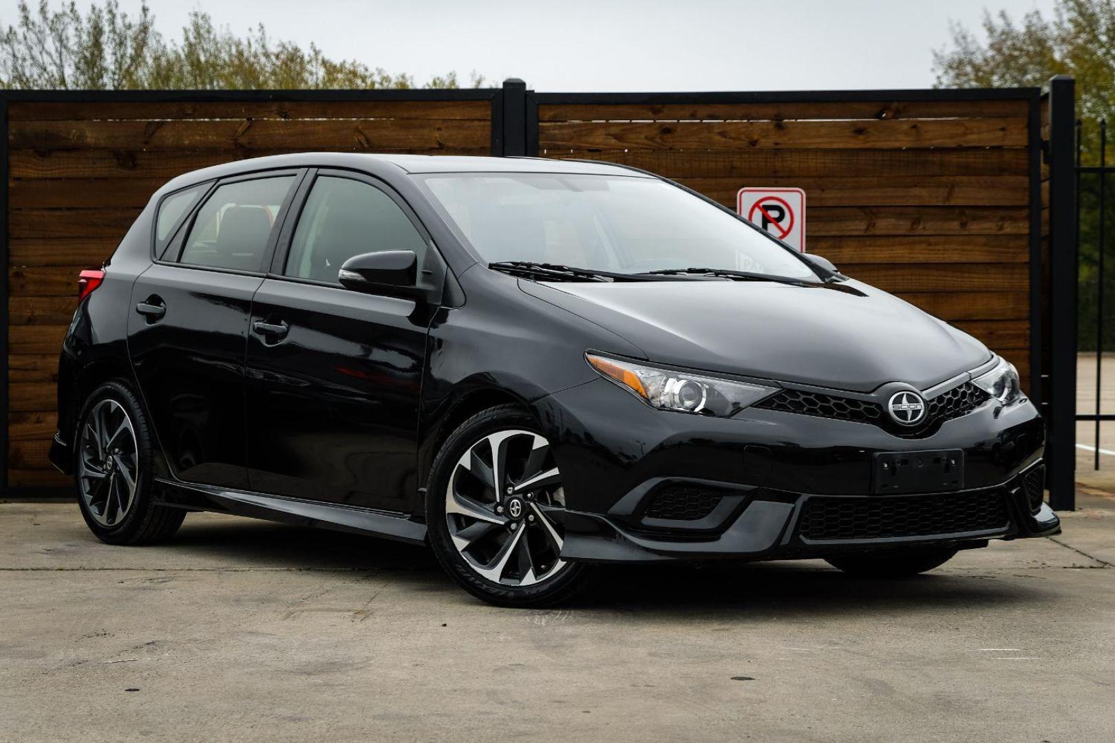 2016 Black Scion iM CVT (JTNKARJE2GJ) with an 1.8L L4 DOHC 16V engine, Continuously Variable Transmission transmission, located at 2401 E Main St., Grand Prairie, TX, 75050, (972) 262-4440, 32.748981, -96.969643 - Photo#3