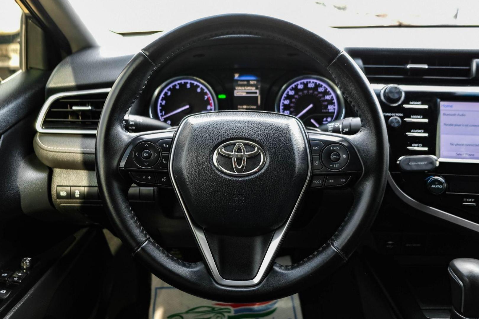 2018 BLACK Toyota Camry SE (4T1B11HKXJU) with an 2.5L L4 DOHC 16V engine, 8-Speed Automatic transmission, located at 2401 E Main St., Grand Prairie, TX, 75050, (972) 262-4440, 32.748981, -96.969643 - Photo#14