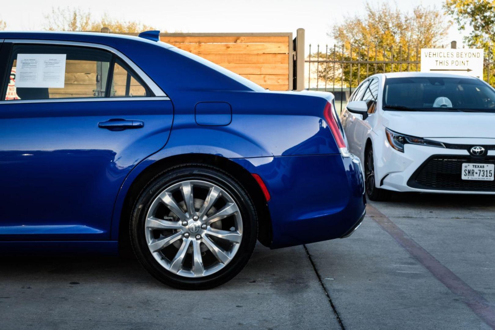 2019 BLUE Chrysler 300 Touring (2C3CCAAG0KH) with an 3.6L V6 SOHC 24V engine, 8-Speed Automatic transmission, located at 2401 E Main St., Grand Prairie, TX, 75050, (972) 262-4440, 32.748981, -96.969643 - Photo#10