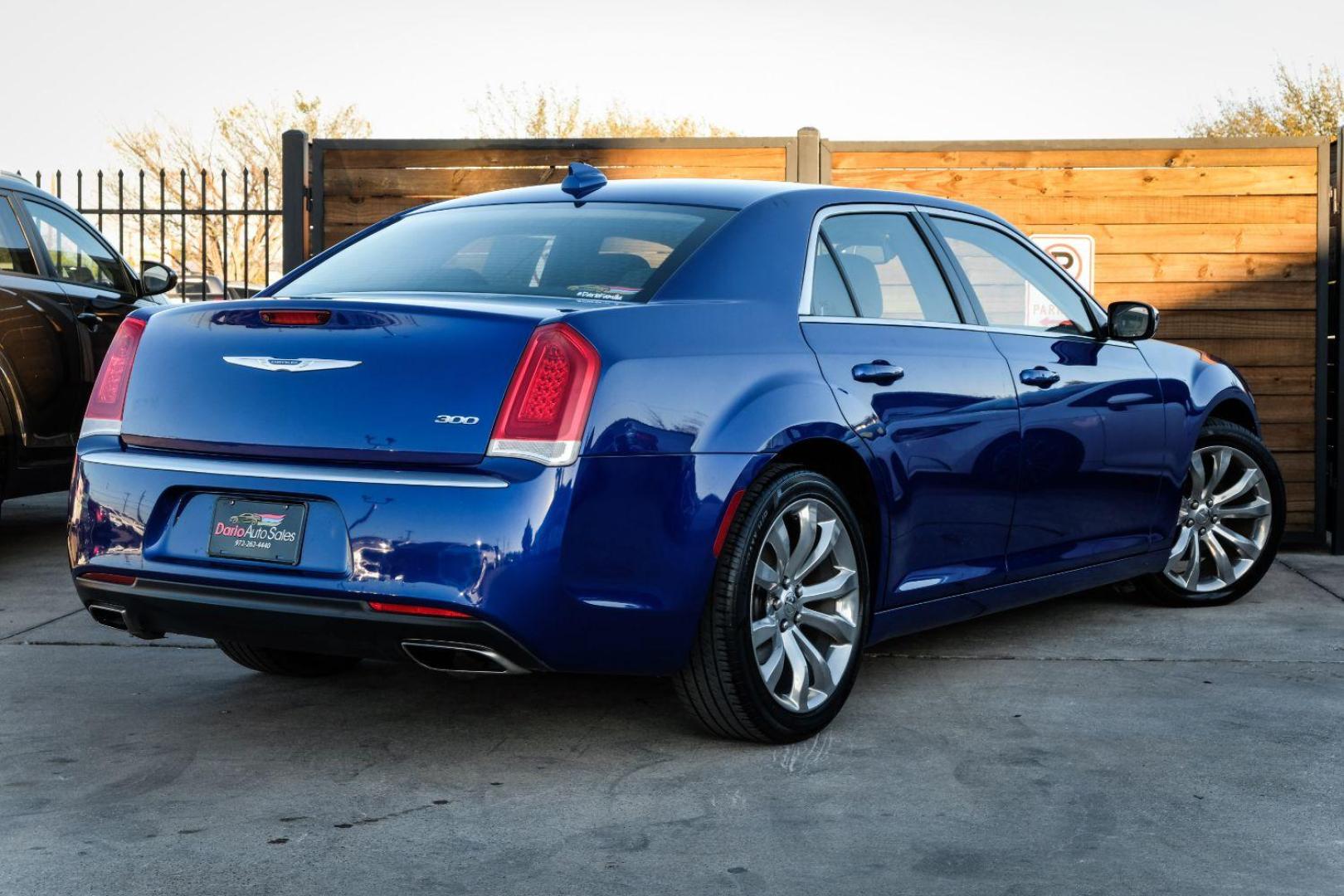 2019 BLUE Chrysler 300 Touring (2C3CCAAG0KH) with an 3.6L V6 SOHC 24V engine, 8-Speed Automatic transmission, located at 2401 E Main St., Grand Prairie, TX, 75050, (972) 262-4440, 32.748981, -96.969643 - Photo#5