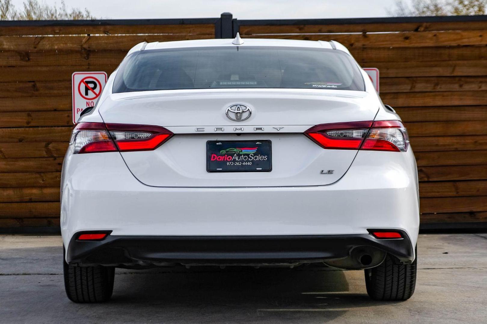 2022 White Toyota Camry LE (4T1C11AK7NU) with an 2.5L L4 DOHC 16V engine, 8-Speed Automatic transmission, located at 2401 E Main St., Grand Prairie, TX, 75050, (972) 262-4440, 32.748981, -96.969643 - Photo#6