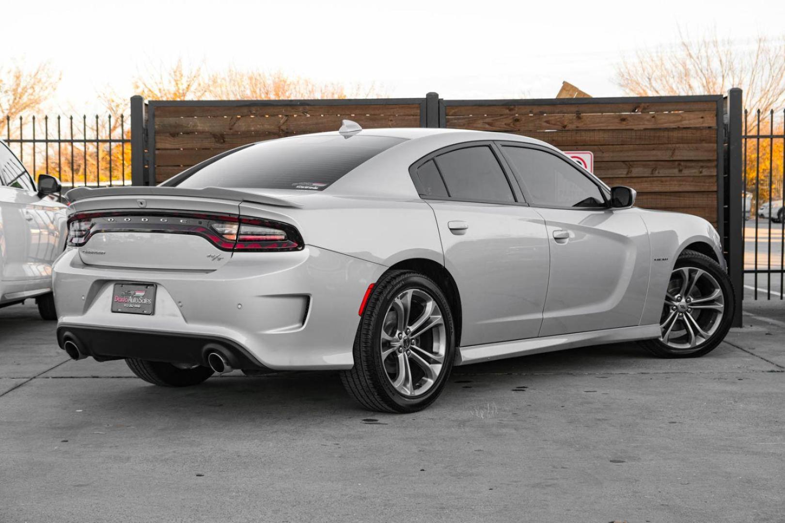 2021 SILVER Dodge Charger R/T (2C3CDXCT4MH) with an 5.7L V8 OHV 16V engine, 8-Speed Automatic transmission, located at 2401 E Main St., Grand Prairie, TX, 75050, (972) 262-4440, 32.748981, -96.969643 - Photo#5