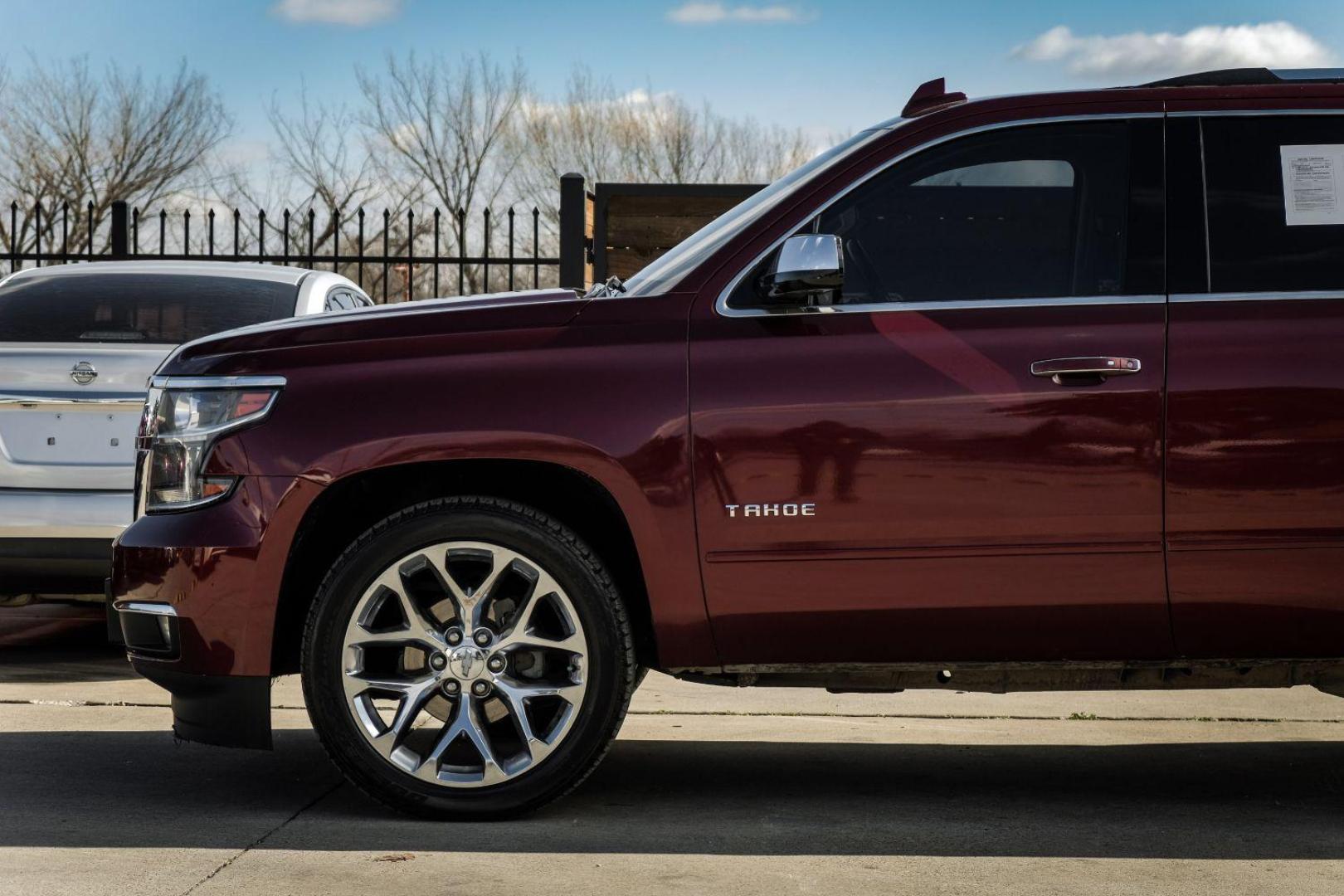 2019 RED Chevrolet Tahoe Premier 2WD (1GNSCCKC8KR) with an 5.3L V8 OHV 16V engine, 6-Speed Automatic transmission, located at 2401 E Main St., Grand Prairie, TX, 75050, (972) 262-4440, 32.748981, -96.969643 - Photo#9