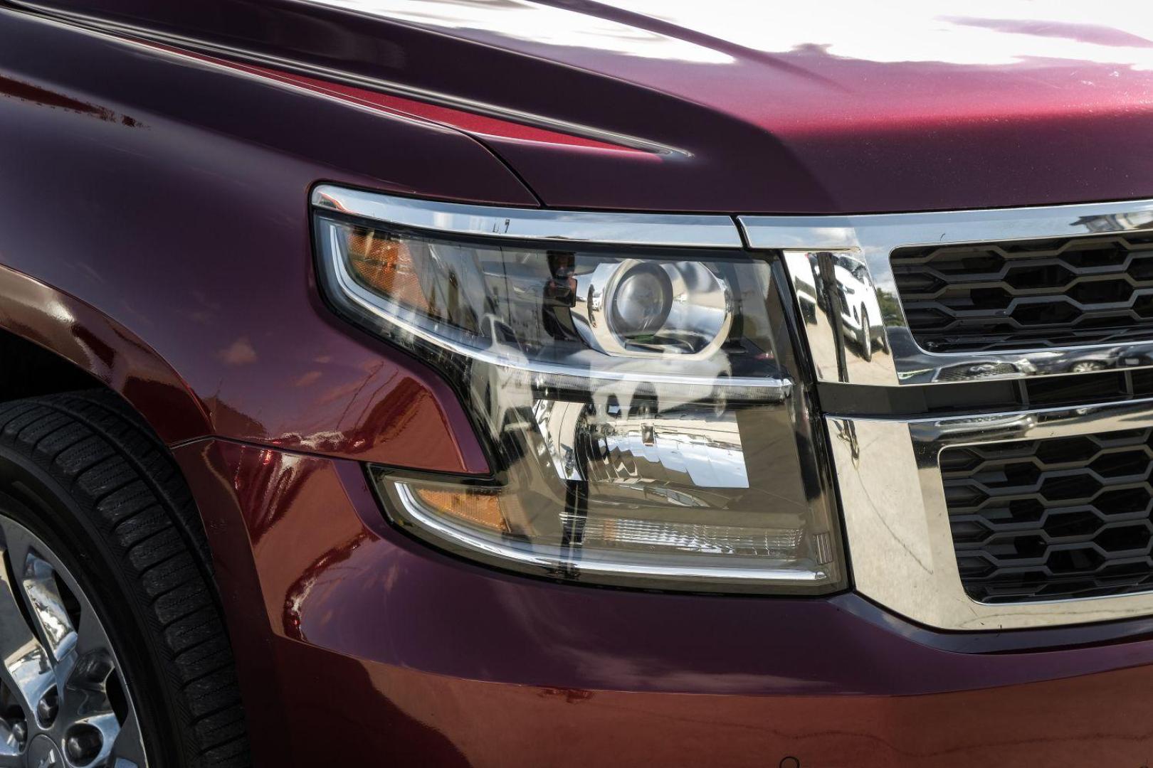 2019 RED Chevrolet Tahoe Premier 2WD (1GNSCCKC8KR) with an 5.3L V8 OHV 16V engine, 6-Speed Automatic transmission, located at 2401 E Main St., Grand Prairie, TX, 75050, (972) 262-4440, 32.748981, -96.969643 - Photo#45