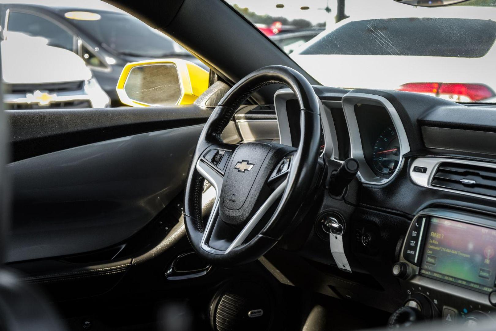 2015 YELLOW Chevrolet Camaro 2LT Coupe (2G1FF1E39F9) with an 3.6L V6 DOHC 24V FFV engine, 6-Speed Automatic transmission, located at 2401 E Main St., Grand Prairie, TX, 75050, (972) 262-4440, 32.748981, -96.969643 - Photo#12