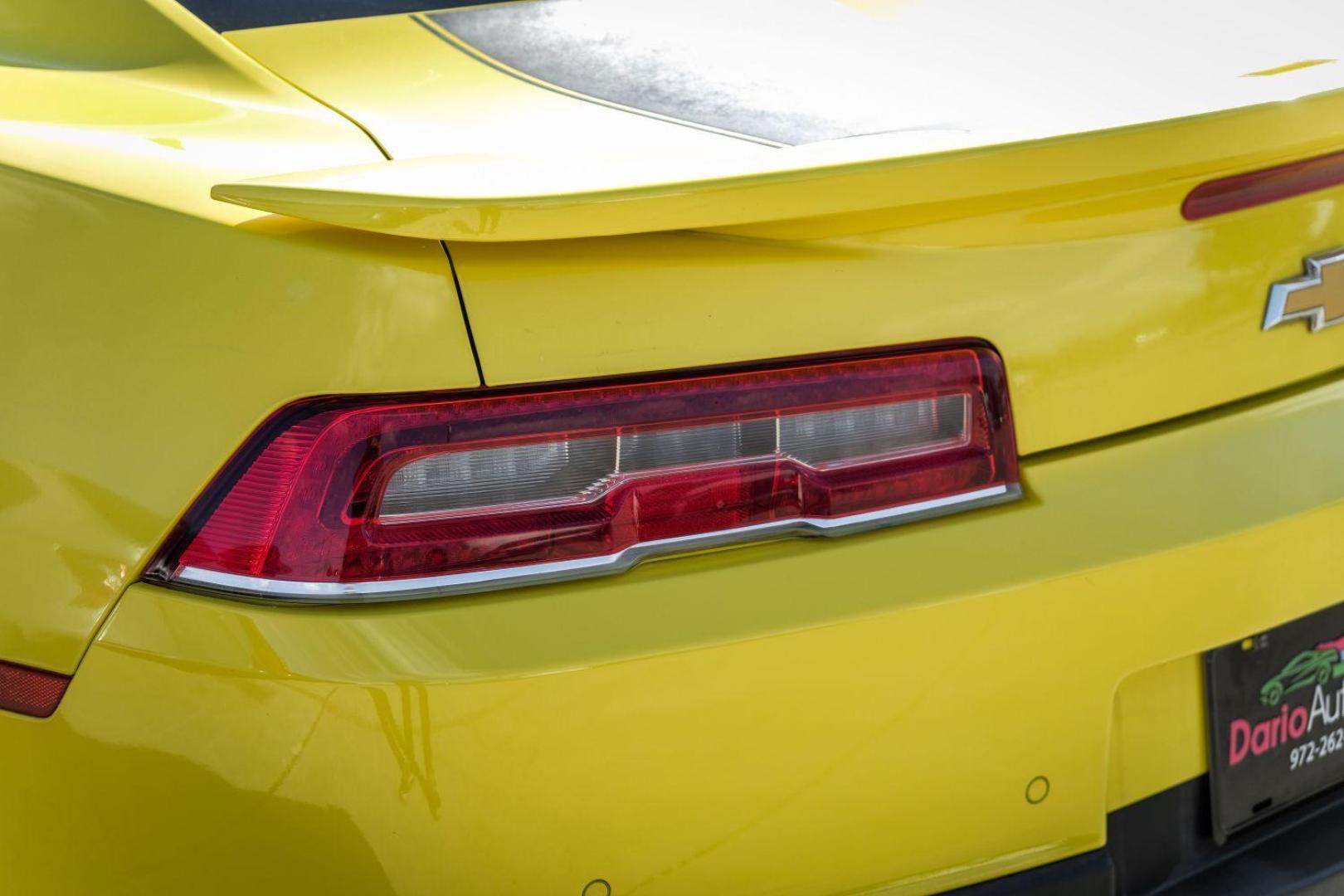 2015 YELLOW Chevrolet Camaro 2LT Coupe (2G1FF1E39F9) with an 3.6L V6 DOHC 24V FFV engine, 6-Speed Automatic transmission, located at 2401 E Main St., Grand Prairie, TX, 75050, (972) 262-4440, 32.748981, -96.969643 - Photo#38