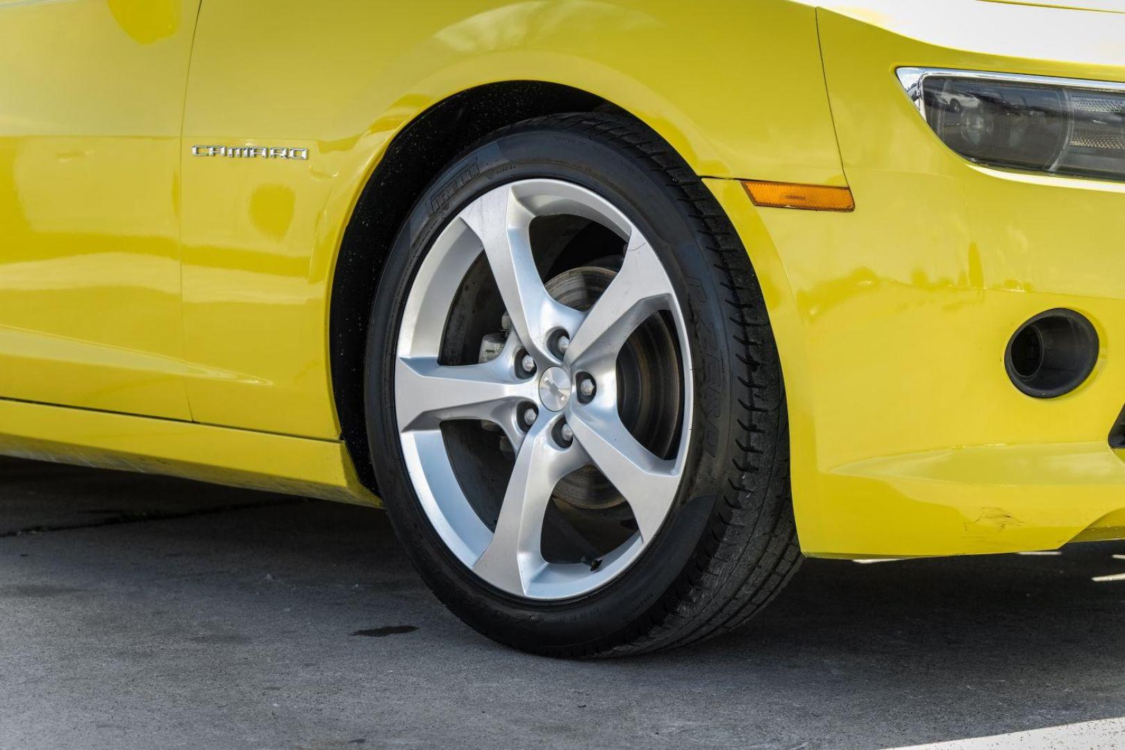 2015 YELLOW Chevrolet Camaro 2LT Coupe (2G1FF1E39F9) with an 3.6L V6 DOHC 24V FFV engine, 6-Speed Automatic transmission, located at 2401 E Main St., Grand Prairie, TX, 75050, (972) 262-4440, 32.748981, -96.969643 - Photo#45