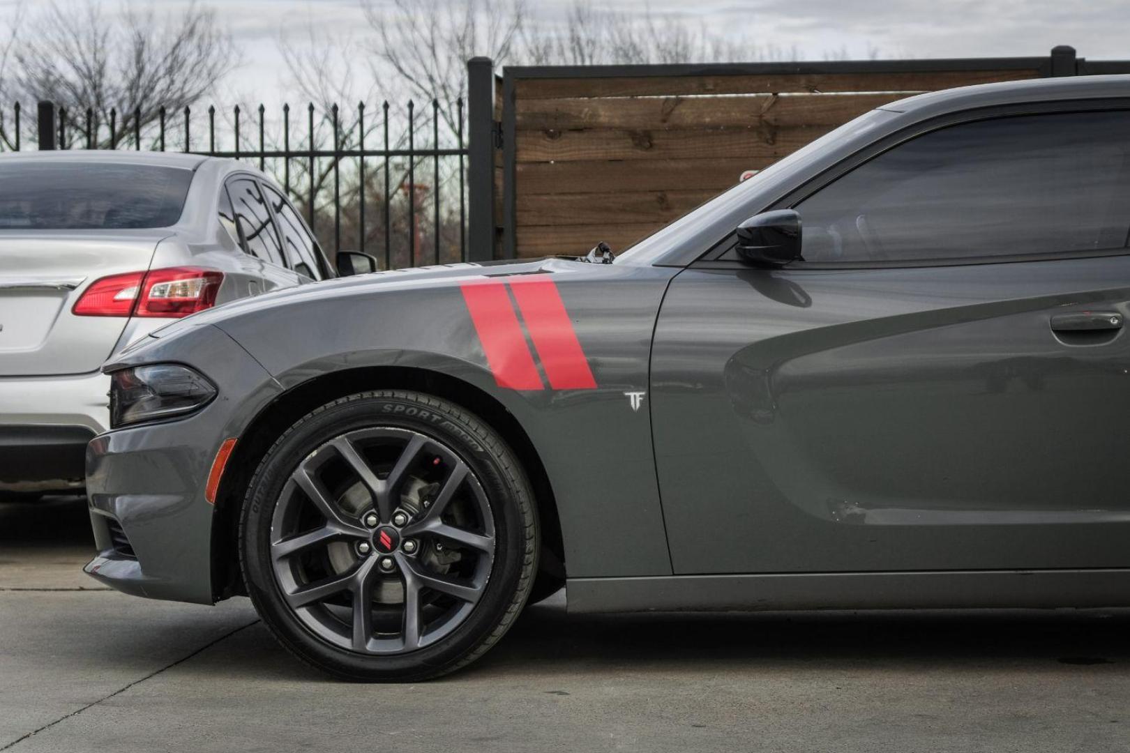 2019 GRAY Dodge Charger SXT (2C3CDXBG4KH) with an 3.6L V6 DOHC 24V engine, 8-Speed Automatic transmission, located at 2401 E Main St., Grand Prairie, TX, 75050, (972) 262-4440, 32.748981, -96.969643 - Photo#10