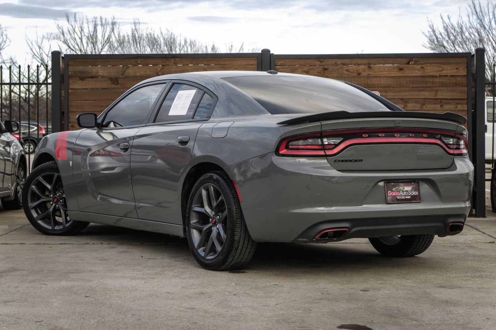 2019 GRAY Dodge Charger SXT (2C3CDXBG4KH) with an 3.6L V6 DOHC 24V engine, 8-Speed Automatic transmission, located at 2401 E Main St., Grand Prairie, TX, 75050, (972) 262-4440, 32.748981, -96.969643 - Photo#7