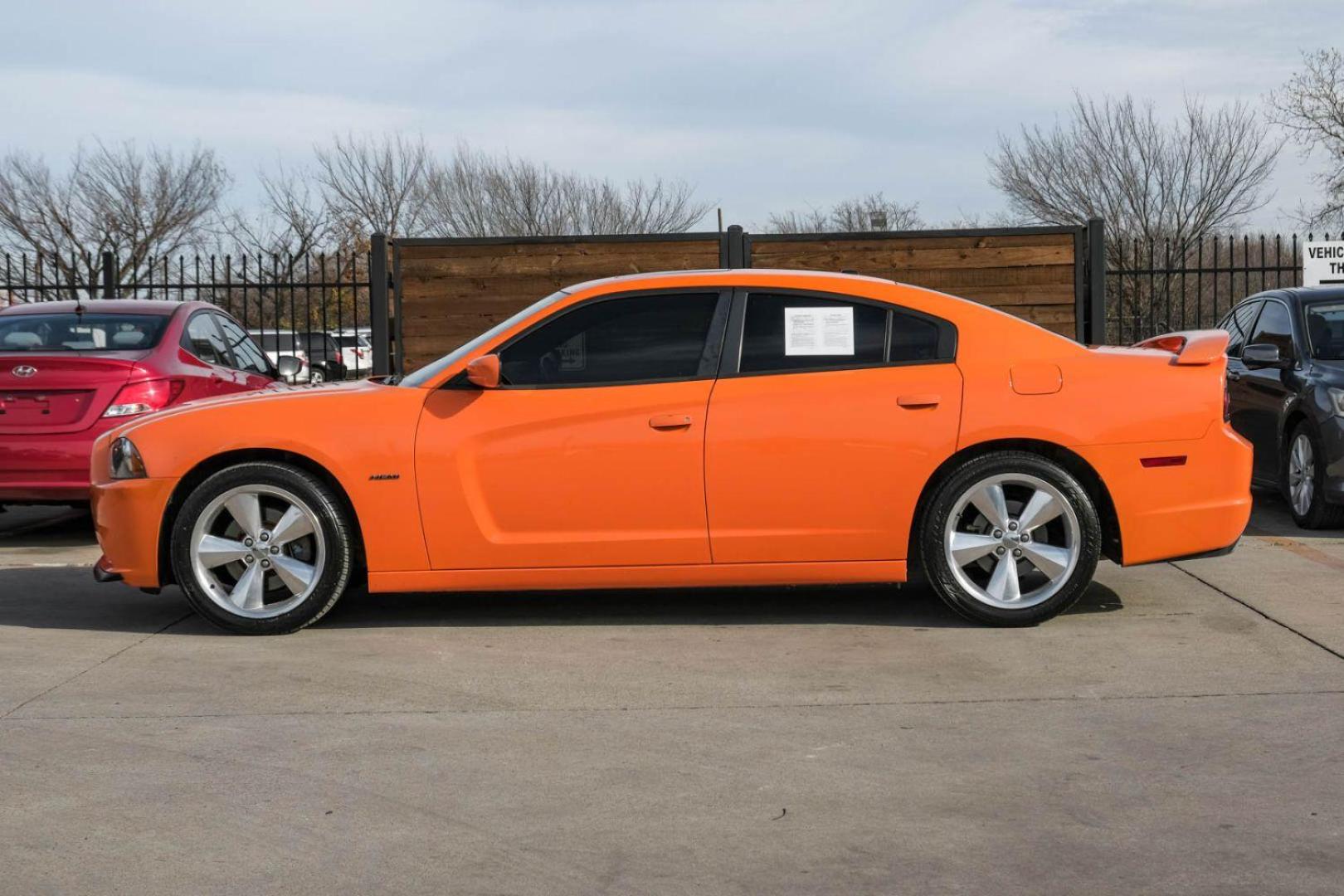 2014 ORANGE Dodge Charger R/T (2C3CDXCTXEH) with an 5.7L V8 OHV 16V engine, 5-Speed Automatic transmission, located at 2401 E Main St., Grand Prairie, TX, 75050, (972) 262-4440, 32.748981, -96.969643 - Photo#8