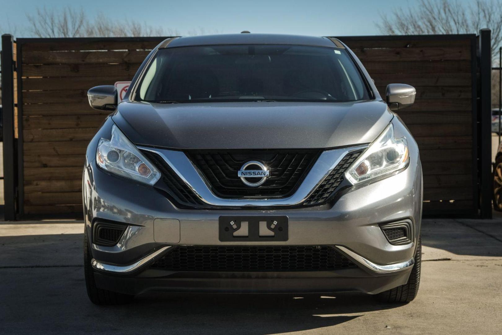 2017 GRAY Nissan Murano S (5N1AZ2MG4HN) with an 3.5L V6 DOHC 24V engine, Continuously Variable Transmission transmission, located at 2401 E Main St., Grand Prairie, TX, 75050, (972) 262-4440, 32.748981, -96.969643 - Photo#2