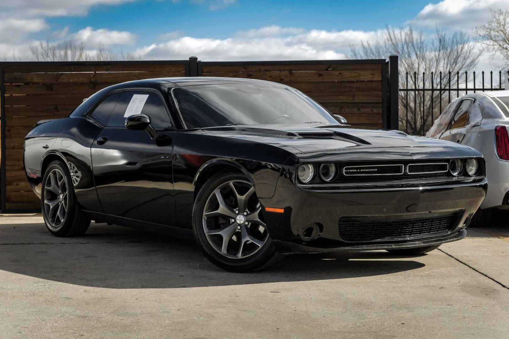 2015 BLACK Dodge Challenger SXT (2C3CDZAG6FH) with an 3.6L V6 DOHC 24V engine, 5-Speed Automatic transmission, located at 2401 E Main St., Grand Prairie, TX, 75050, (972) 262-4440, 32.748981, -96.969643 - Photo#3