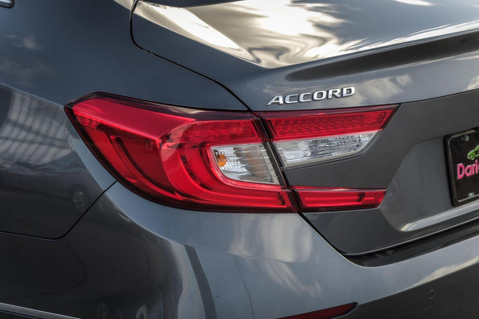 2018 GRAY Honda Accord Touring CVT (1HGCV1F95JA) with an 1.5L L4 DOHC 16V TURBO engine, Continuously Variable Transmission transmission, located at 2401 E Main St., Grand Prairie, TX, 75050, (972) 262-4440, 32.748981, -96.969643 - Photo#44