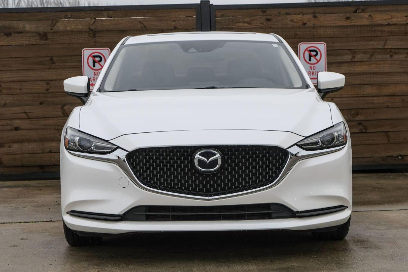 2018 WHITE Mazda MAZDA6 Touring 6A (JM1GL1VM9J1) with an 2.5L L4 DOHC 16V engine, 6-Speed Automatic transmission, located at 2401 E Main St., Grand Prairie, TX, 75050, (972) 262-4440, 32.748981, -96.969643 - Photo#2