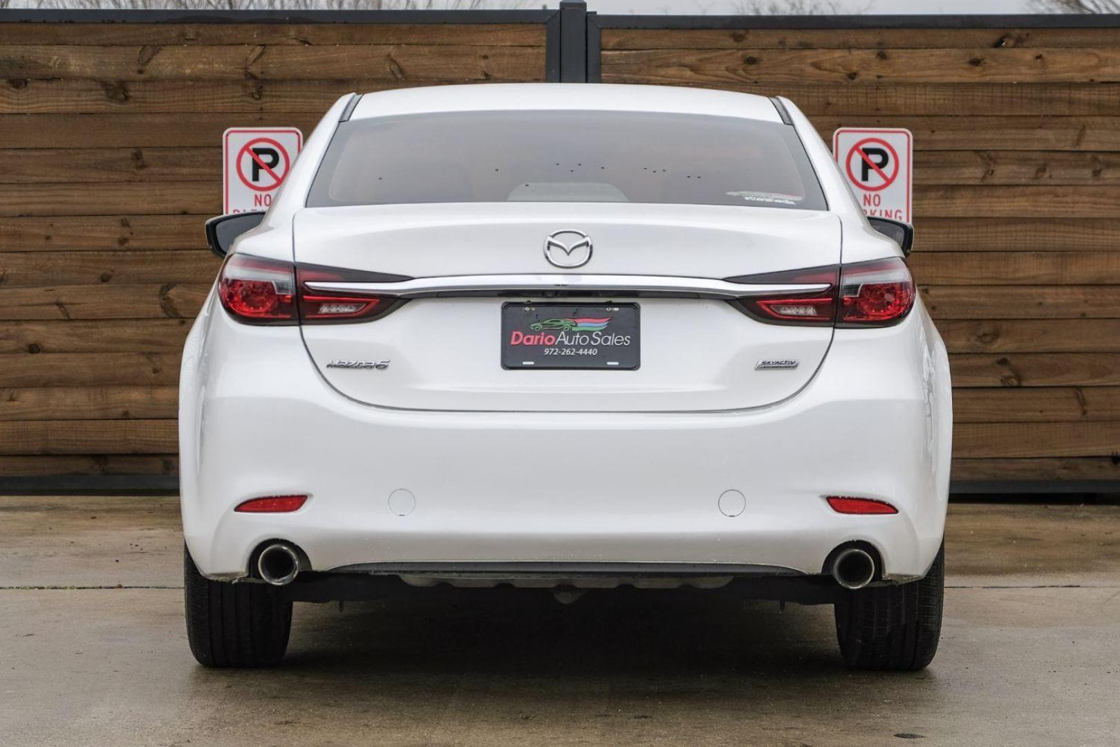 2018 WHITE Mazda MAZDA6 Touring 6A (JM1GL1VM9J1) with an 2.5L L4 DOHC 16V engine, 6-Speed Automatic transmission, located at 2401 E Main St., Grand Prairie, TX, 75050, (972) 262-4440, 32.748981, -96.969643 - Photo#6