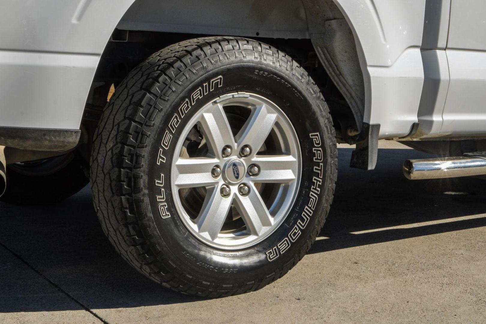 2021 WHITE Ford F-150 XLT SuperCrew 5.5-ft. Bed 4WD (1FTFW1E5XMF) with an 5.0L V8 OHV 16V engine, 6-Speed Automatic transmission, located at 2401 E Main St., Grand Prairie, TX, 75050, (972) 262-4440, 32.748981, -96.969643 - Photo#41