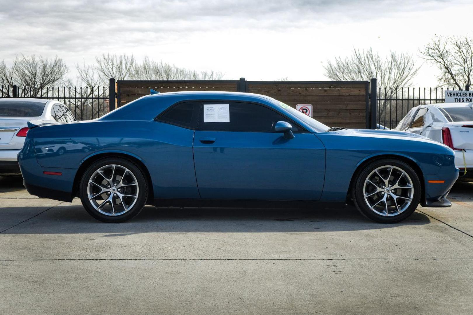 2020 BLUE Dodge Challenger GT (2C3CDZJG7LH) with an 3.6L V6 DOHC 24V engine, 8-Speed Automatic transmission, located at 2401 E Main St., Grand Prairie, TX, 75050, (972) 262-4440, 32.748981, -96.969643 - Photo#4