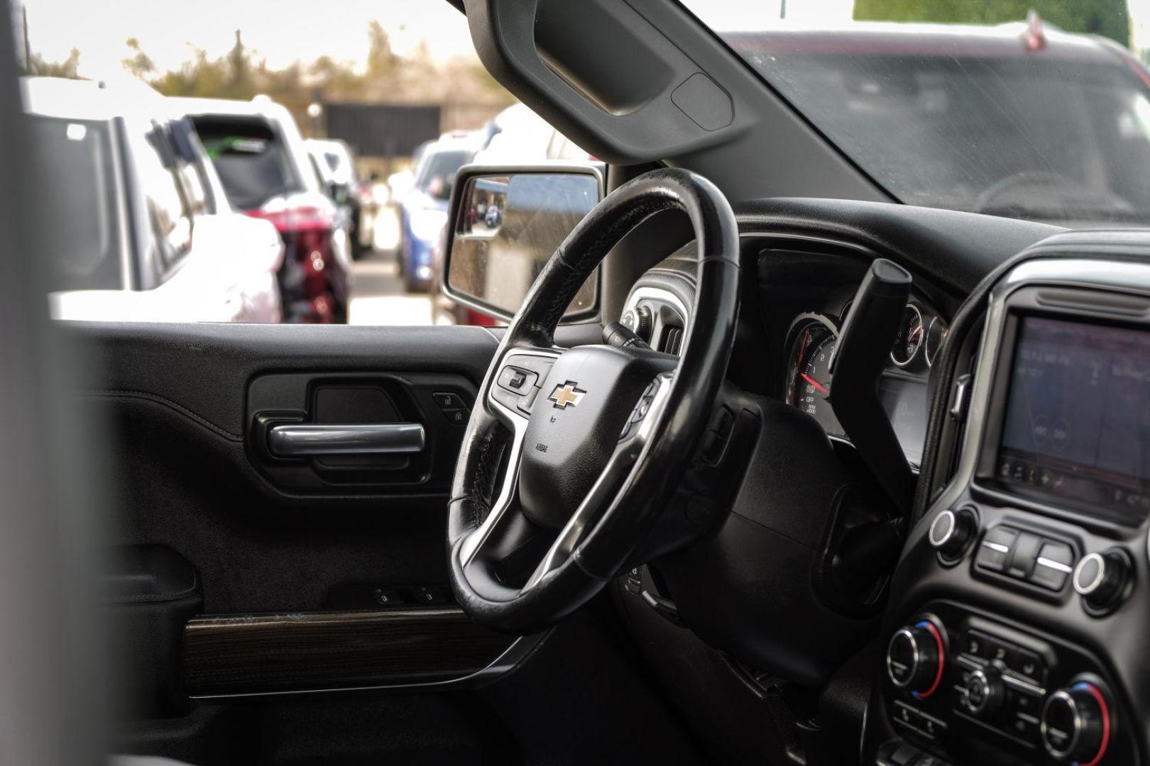 2019 RED Chevrolet Silverado 1500 LT Crew Cab 4WD (3GCUYDED4KG) with an 5.3L V8 OHV 16V engine, 6-Speed Automatic transmission, located at 2401 E Main St., Grand Prairie, TX, 75050, (972) 262-4440, 32.748981, -96.969643 - Photo#12