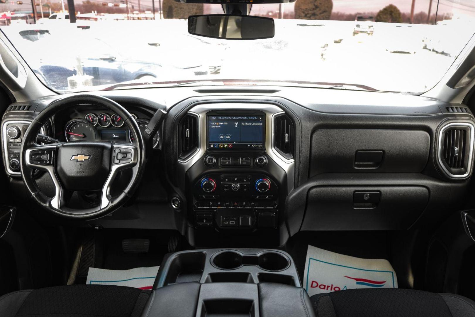 2019 RED Chevrolet Silverado 1500 LT Crew Cab 4WD (3GCUYDED4KG) with an 5.3L V8 OHV 16V engine, 6-Speed Automatic transmission, located at 2401 E Main St., Grand Prairie, TX, 75050, (972) 262-4440, 32.748981, -96.969643 - Photo#13