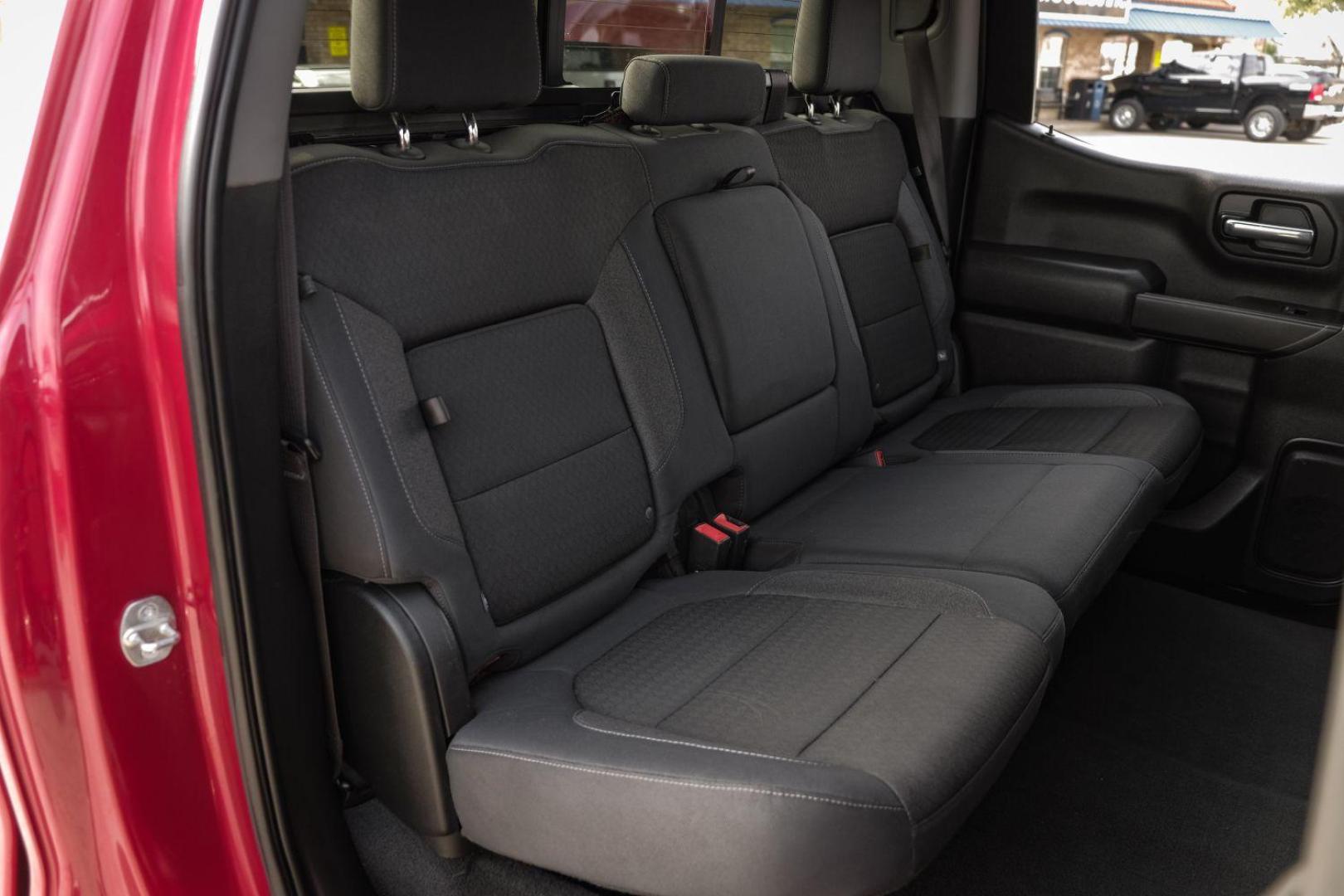 2019 RED Chevrolet Silverado 1500 LT Crew Cab 4WD (3GCUYDED4KG) with an 5.3L V8 OHV 16V engine, 6-Speed Automatic transmission, located at 2401 E Main St., Grand Prairie, TX, 75050, (972) 262-4440, 32.748981, -96.969643 - Photo#32