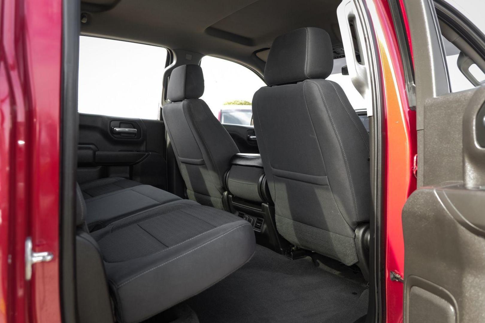 2019 RED Chevrolet Silverado 1500 LT Crew Cab 4WD (3GCUYDED4KG) with an 5.3L V8 OHV 16V engine, 6-Speed Automatic transmission, located at 2401 E Main St., Grand Prairie, TX, 75050, (972) 262-4440, 32.748981, -96.969643 - Photo#33