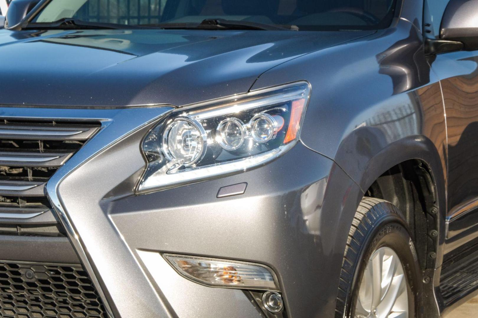 2019 GRAY Lexus GX 460 Base (JTJBM7FX0K5) with an 4.6L V8 DOHC 32V engine, 6-Speed Automatic transmission, located at 2401 E Main St., Grand Prairie, TX, 75050, (972) 262-4440, 32.748981, -96.969643 - Photo#37