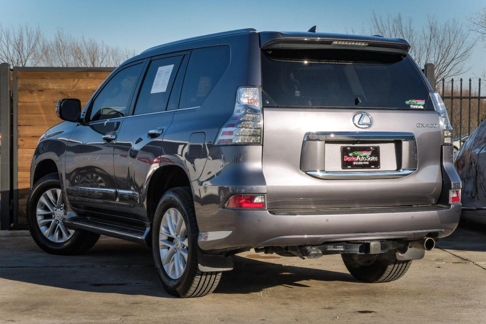 2019 GRAY Lexus GX 460 Base (JTJBM7FX0K5) with an 4.6L V8 DOHC 32V engine, 6-Speed Automatic transmission, located at 2401 E Main St., Grand Prairie, TX, 75050, (972) 262-4440, 32.748981, -96.969643 - Photo#6