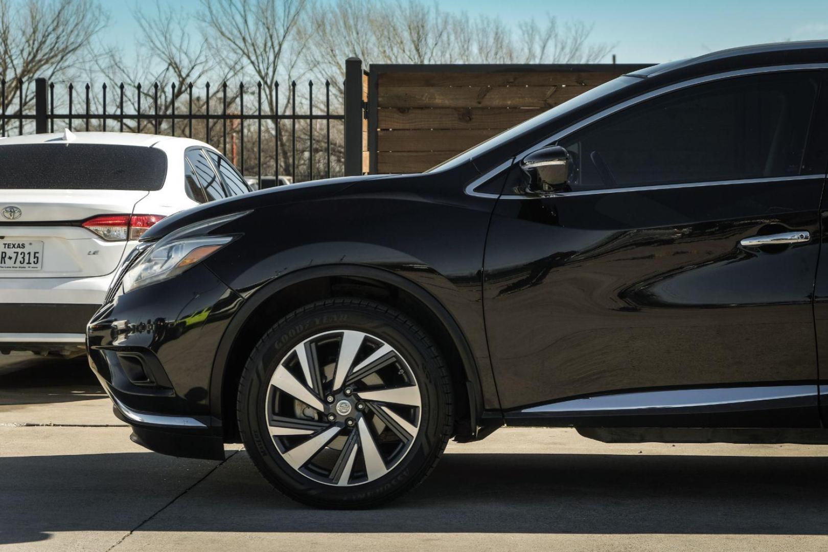 2015 BLACK Nissan Murano S (5N1AZ2MG2FN) with an 3.5L V6 DOHC 24V engine, Continuously Variable Transmission transmission, located at 2401 E Main St., Grand Prairie, TX, 75050, (972) 262-4440, 32.748981, -96.969643 - Photo#9